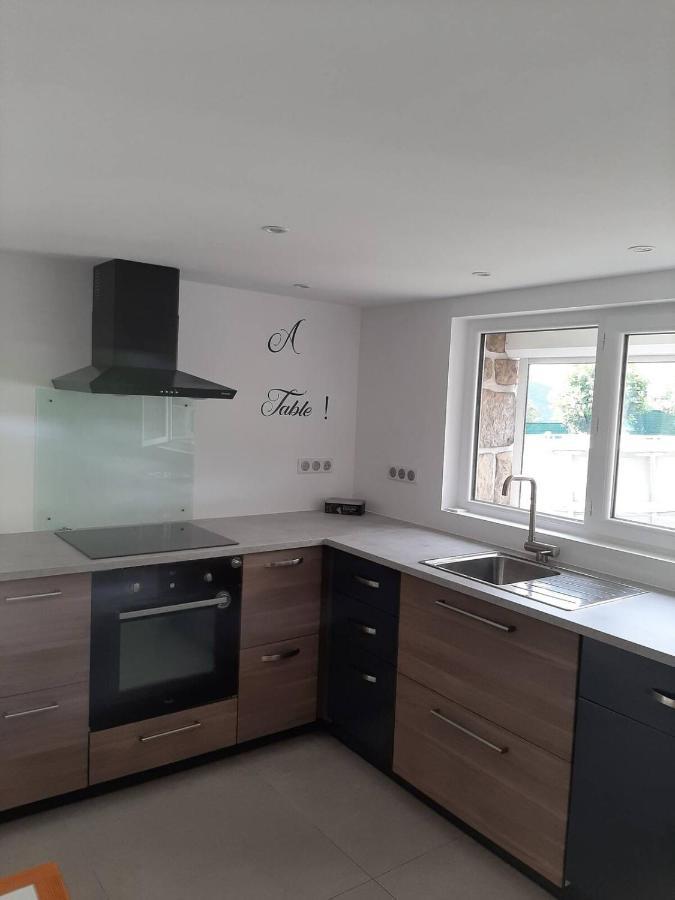 Appartement Climatise Au Calme En Provence Pierrefeu-du-Var Eksteriør billede